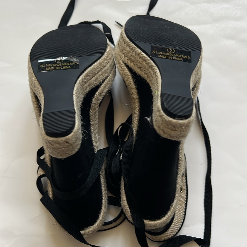 Fashion Nova Get On My Level Wedges - Black - Picture 12 of 15